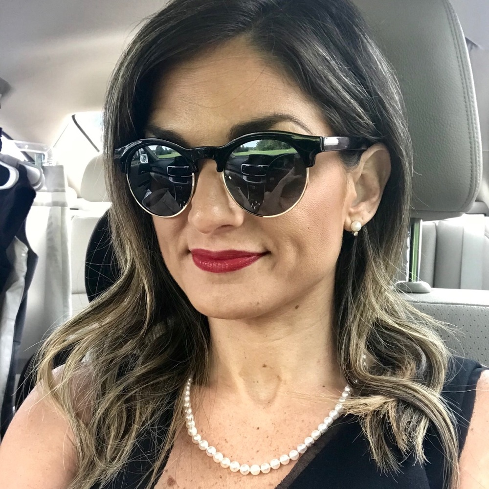 Meet your Posher, Laura